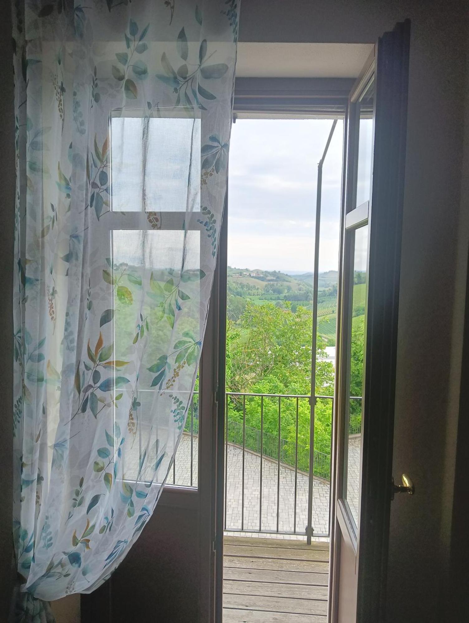 Il Borgo B&B Castellinaldo Buitenkant foto