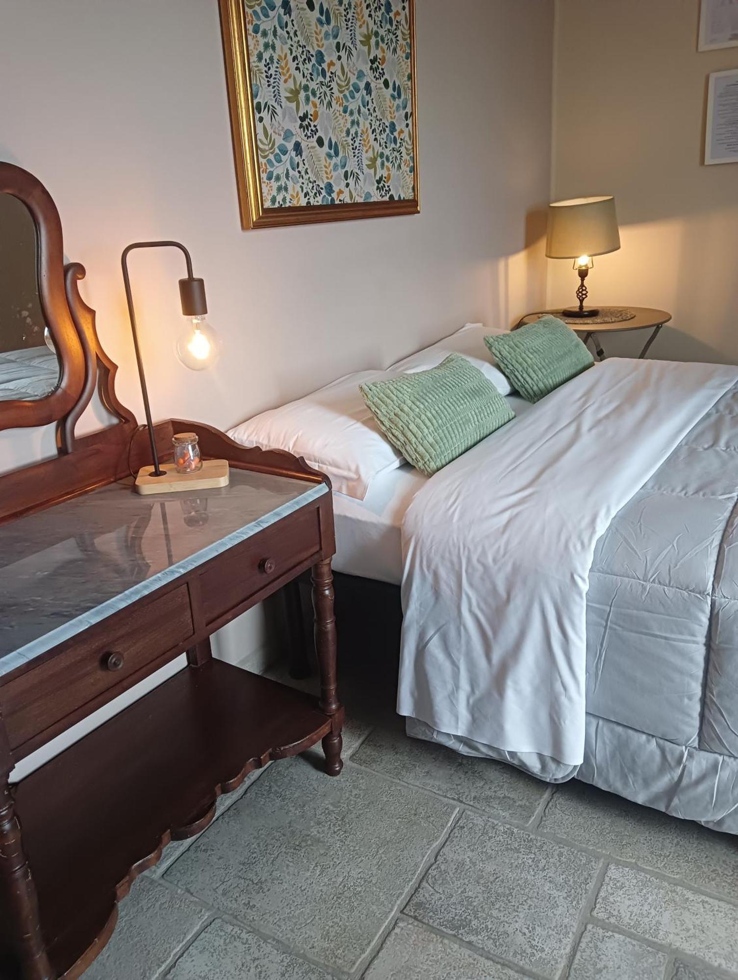 Il Borgo B&B Castellinaldo Buitenkant foto