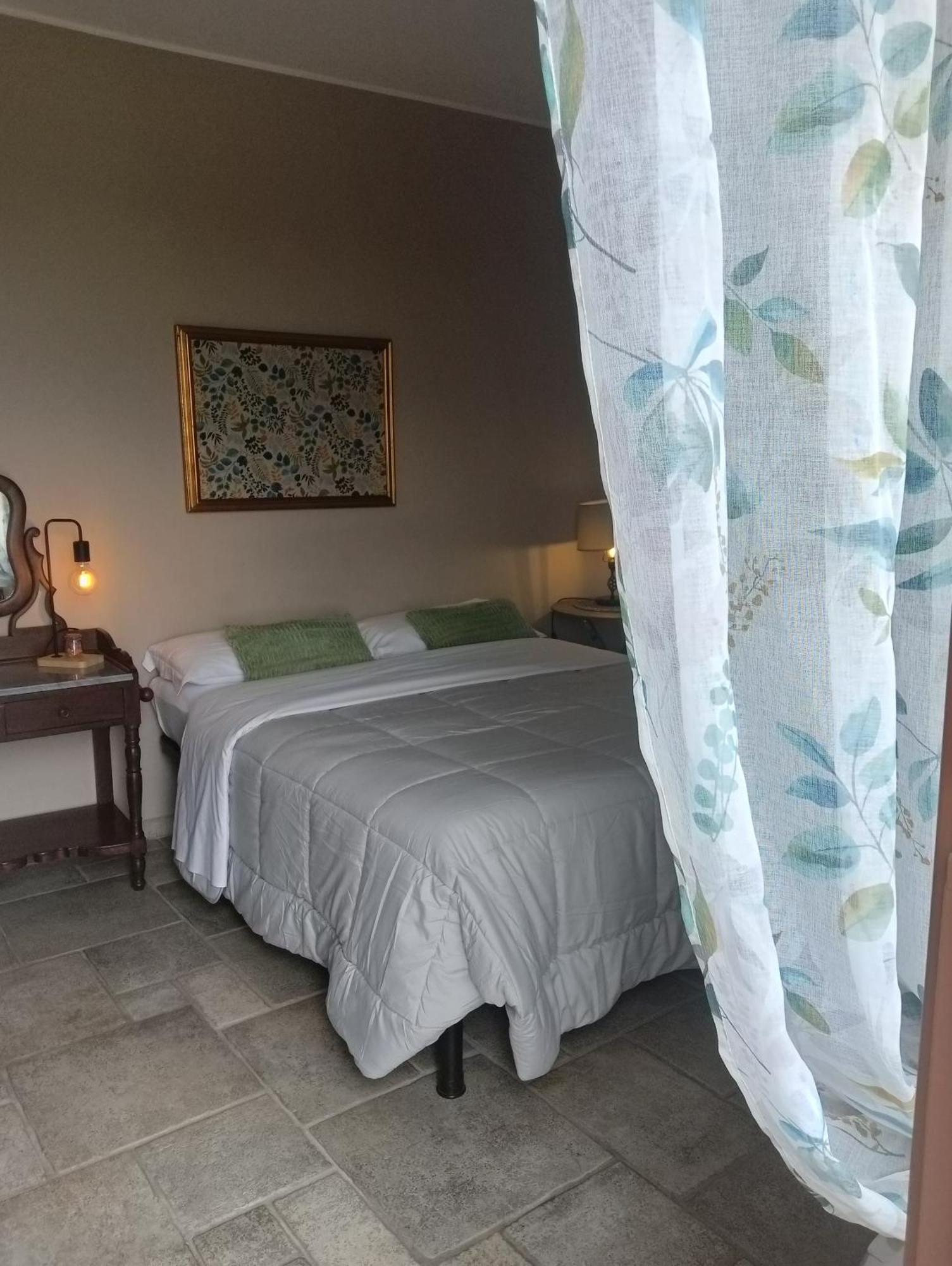 Il Borgo B&B Castellinaldo Buitenkant foto